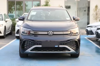 VOLKSWAGEN ID6 CROZZ PRO WITH HUD 360 CAMERA *EXPORT PRICE*