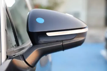 VOLKSWAGEN ID6 CROZZ PRO WITH HUD 360 CAMERA *EXPORT PRICE*