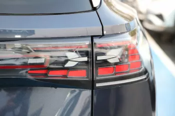 VOLKSWAGEN ID6 CROZZ PRO WITH HUD 360 CAMERA *EXPORT PRICE*