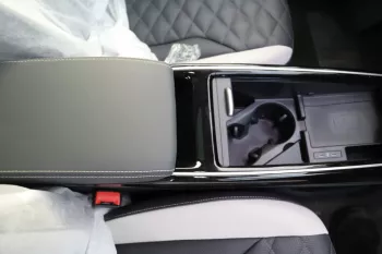 VOLKSWAGEN ID6 CROZZ PRO WITH HUD 360 CAMERA *EXPORT PRICE*