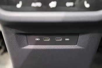 VOLKSWAGEN ID6 CROZZ PRO WITH HUD 360 CAMERA *EXPORT PRICE*