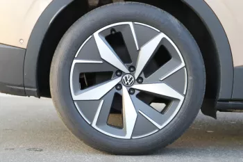 VOLKSWAGEN ID4 CROZZ PRO AUTO PARK 2022 *EXPORT PRICE*