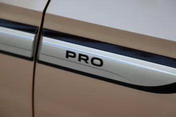 VOLKSWAGEN ID4 CROZZ PRO AUTO PARK 2022 *EXPORT PRICE*