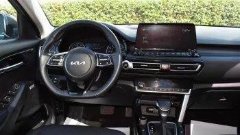 Kia seltos FWD 2022
