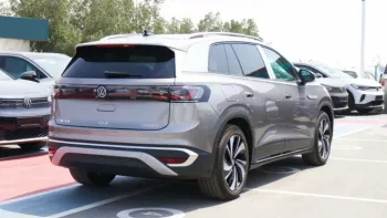 Volkswagen ID.6 CROZZ PURE + 2021