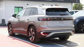 Volkswagen ID.6 CROZZ PURE + 2021