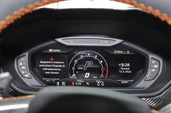 Lamborghini Urus PEARL CAPSULE EDITION - 2022 petrol automatic