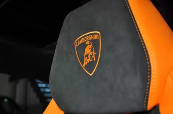 Lamborghini Urus PEARL CAPSULE EDITION - 2022 petrol automatic