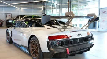 Audi R8 5.2L V10 GT2 LMS