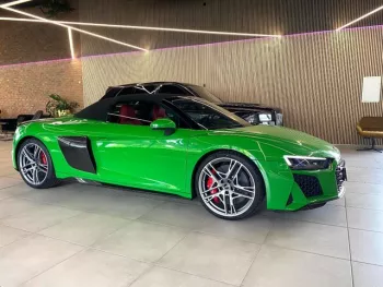 AUDI R8 SYPDER V10 PERFORMANCE