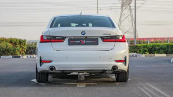 BMW 320I 2021 V4 TWIN TURBO