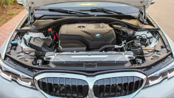 BMW 320I 2021 V4 TWIN TURBO