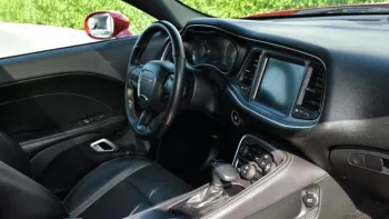 Dodge challenger 2017 47000k.m