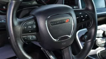 Dodge challenger 2017 47000k.m