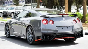 Nissan GTR 2016 88000 k. M kit 17 Gcc