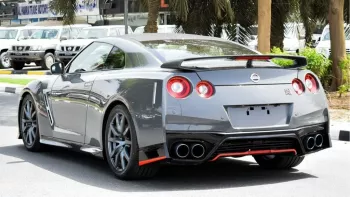 Nissan GTR 2016 88000 k. M kit 17 Gcc