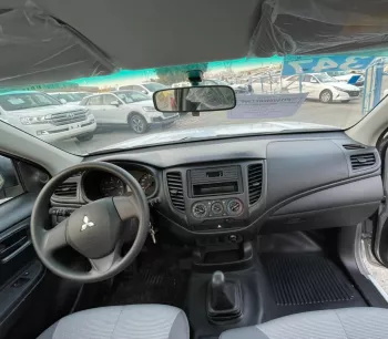 MITSUBISHI L200 2.5L 4×2 SINGLE CABIN BASIC OPTION MANUAL TRANSMISSION DIESEL 2022 MODEL