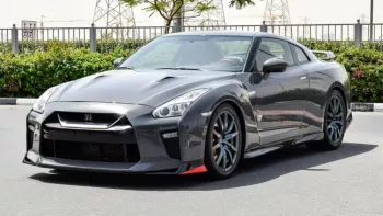 Nissan GTR 2016 88000 k. M kit 17 Gcc
