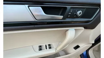 VOLKSWAGEN TOUAREG 2016 GCC PERFECT CONDITION