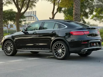 Mercedes-Bens GLC250 AMG 2017 Gcc Specs Full Option