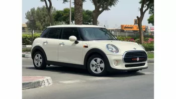 Mini Cooper  2017 Full Option Perfect Condition