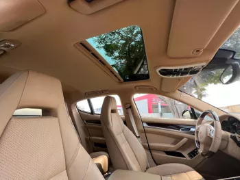 Porsche panamera Std 970 2012