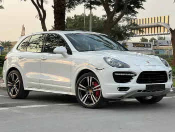 Porsche Cayenne GTS 2014 V8