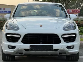 Porsche Cayenne GTS 2014 V8
