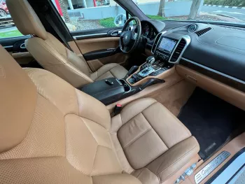 Porsche Cayenne GTS 2014 V8