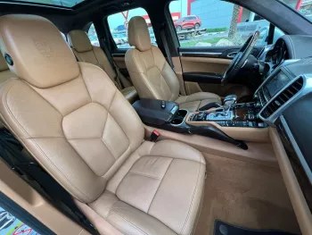 Porsche Cayenne GTS 2014 V8