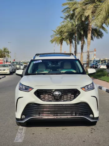 Toyota Highlander xle 2021 petrol 2.5l