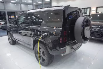 Land Rover Defender 110 X Dynamic HSE 2023