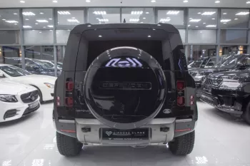 Land Rover Defender 110 X Dynamic HSE 2023