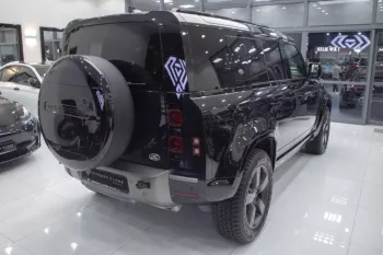 Land Rover Defender 110 X Dynamic HSE 2023