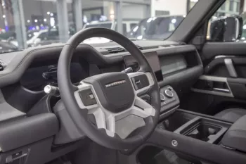 Land Rover Defender 110 X Dynamic HSE 2023