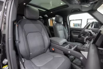 Land Rover Defender 110 X Dynamic HSE 2023