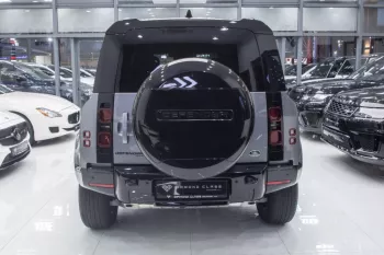 Land Rover Defender 110 X Dynamic SE P400e 6Seater 2023