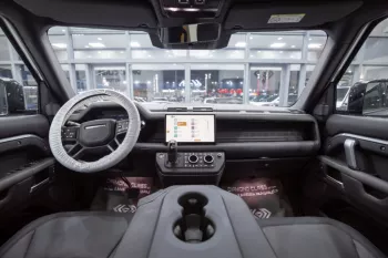 Land Rover Defender 110 X Dynamic SE P400e 6Seater 2023