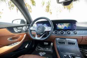 Mercedes Benz E300 Coupe AMG Panoramic Full Option