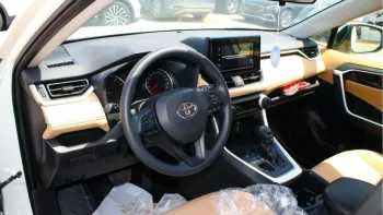 Toyota RAV4 2.0L4WD a model 2022