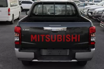 Mitsubishi L200 2022