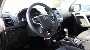 Toyota Land Cruiser Prado TX 2021