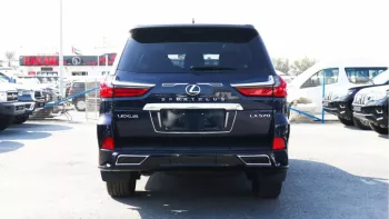Lexus LX570 2021