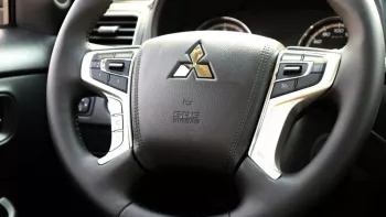 MITSUBISHI L200 SPORTERO 2022 Petrol