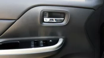 MITSUBISHI L200 SPORTERO 2022 Petrol
