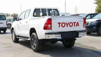 Toyota Hilux 2021 Petrol 2.7