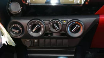 Toyota Hilux 2021 Petrol 2.7