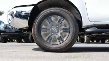 Toyota Hilux 2021 Petrol 2.7