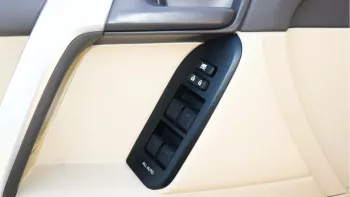 Toyota Prado VX-R 2021