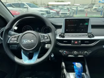 KIA CERATO 1.6 L 2022
